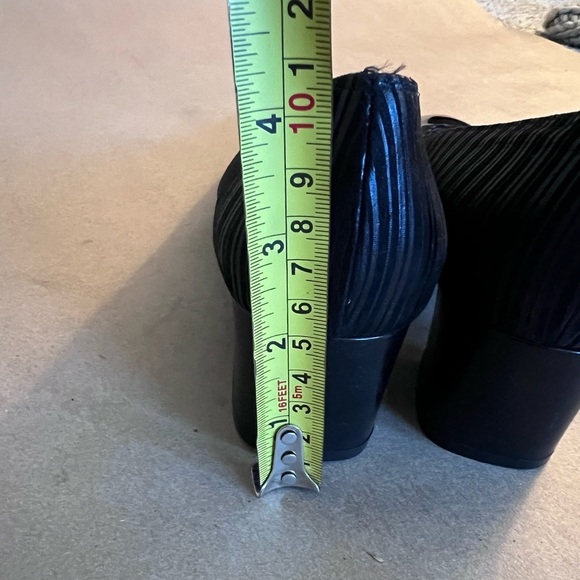 Salvatore Ferragamo Women’s Striped Block Heels Black Shoes Size 9 DQ68961 - Picture 8 of 9